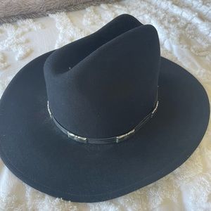 Black Cowgirl Hat - Excellent Quality